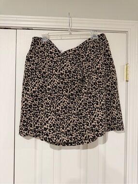 LOFT Leopard Print Pencil Skirt in Beige and Black